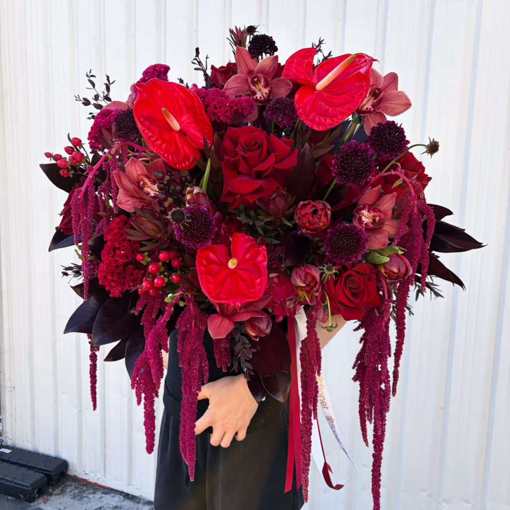 Flonet US, “Crimson Nocturne” Arrangement