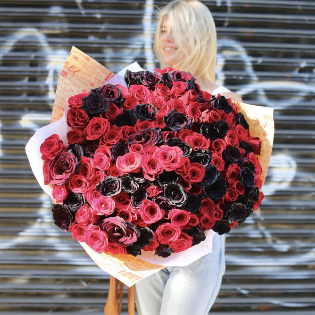 Mercury Flowers, Luxury Red & Black Roses